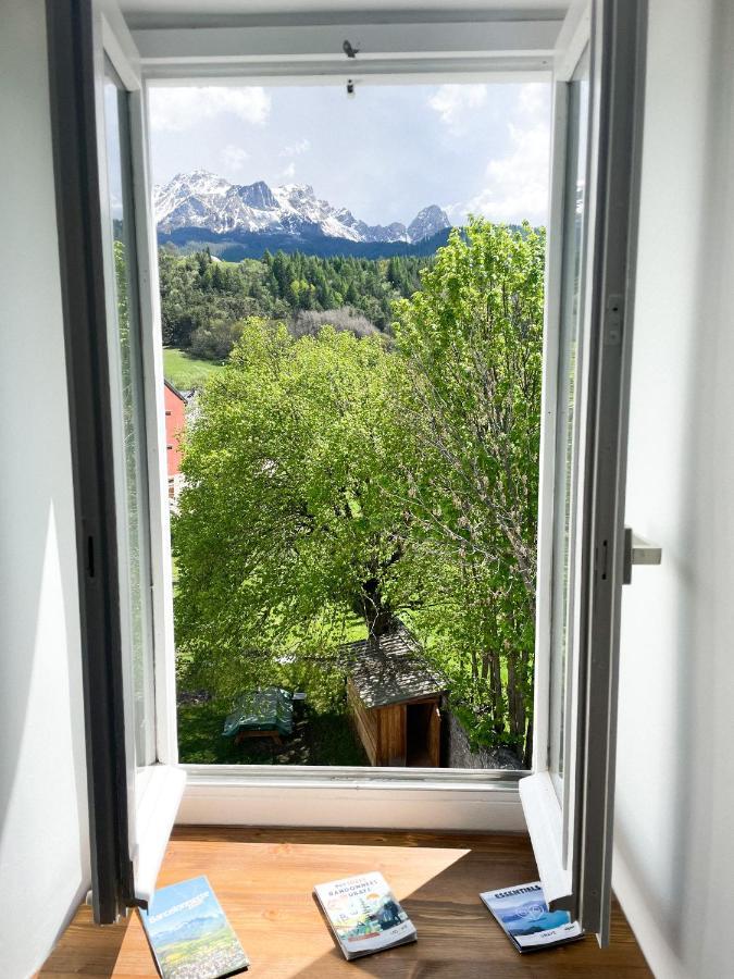 Studios Neufs - Coeur De Barcelonnette - Parking Prive Exterior photo